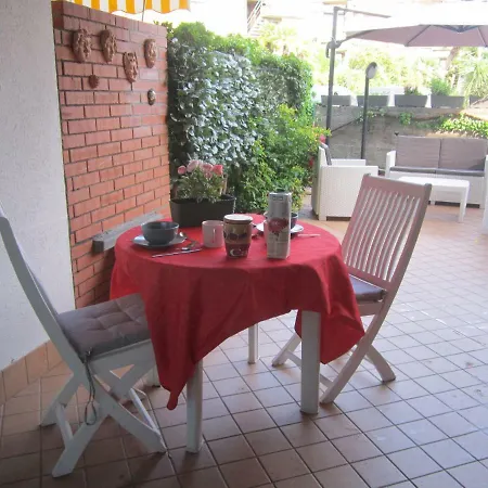 Casa Vacanze Maretna Ferienhaus Aci Castello
